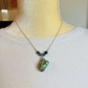 Elegant Handmade Shell and Bead Pendant Necklace Silver